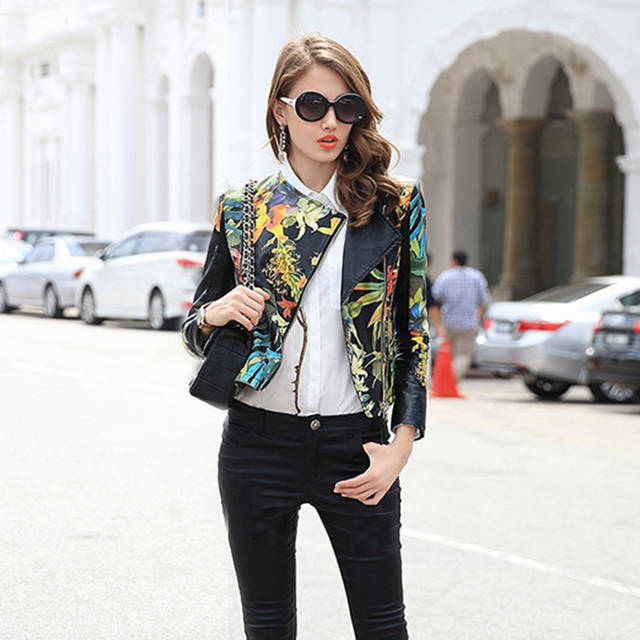 https://image.sistacafe.com/images/uploads/content_image/image/44388/1444374002-2015-new-fashion-sexy-women-black-floral-short-jackets-long-sleeve-zipper-coat-cool-outerwear.jpg