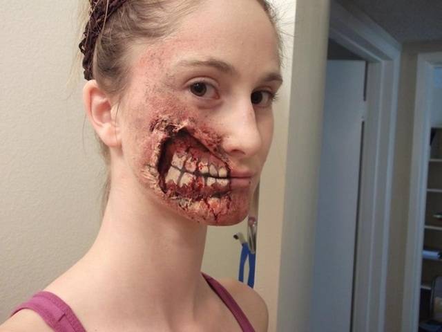 https://image.sistacafe.com/images/uploads/content_image/image/45298/1444621779-5-zombie-makeup.jpg