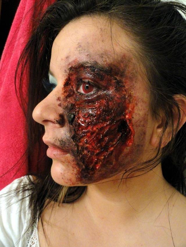 1444621838 9 zombie makeup