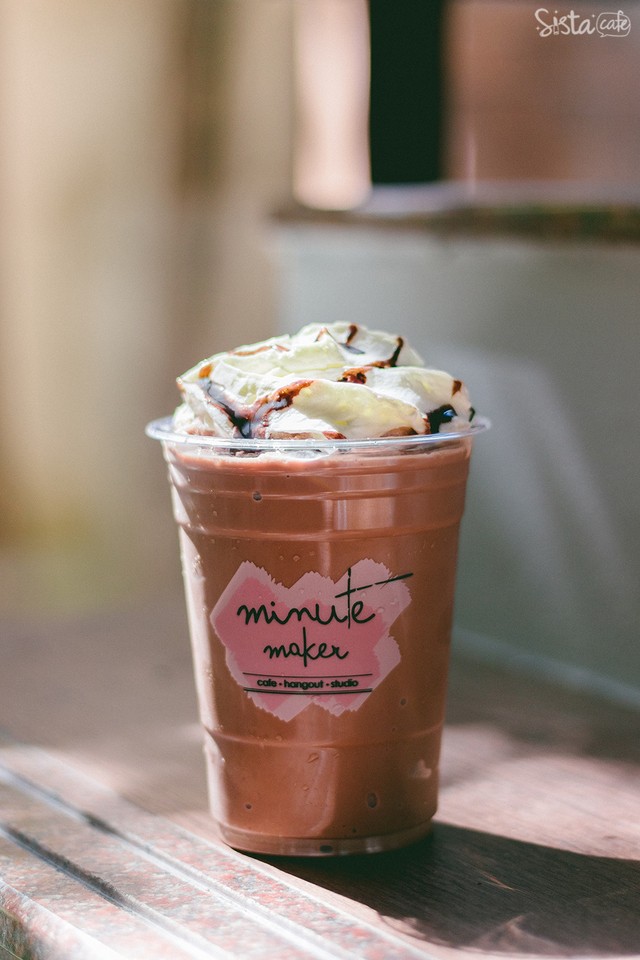 Minute Maker ร้านกาแฟน่านั่ง บางนา