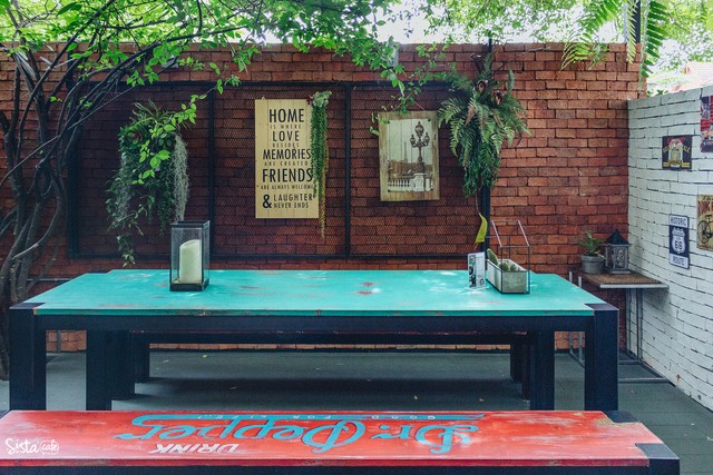 DX Playground ร้านอาหาร และ ร้านกาแฟ เมืองทอง