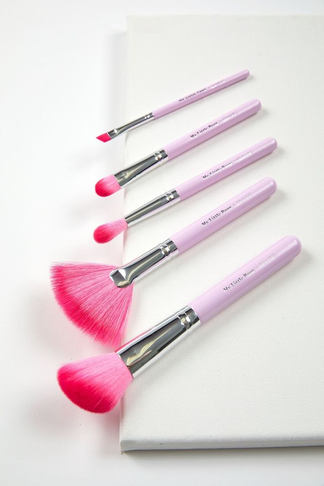 1507181834 colourpop my little pony brush set 22 www colourpop com 3 1506692060