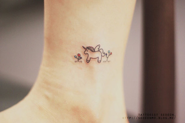 1431947046 minimalistic tattoo art seoeon 132