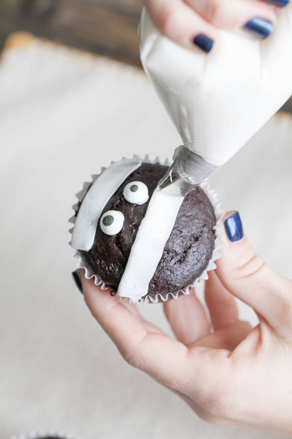 https://image.sistacafe.com/images/uploads/content_image/image/46037/1444746071-MummyCupcakes4.jpg