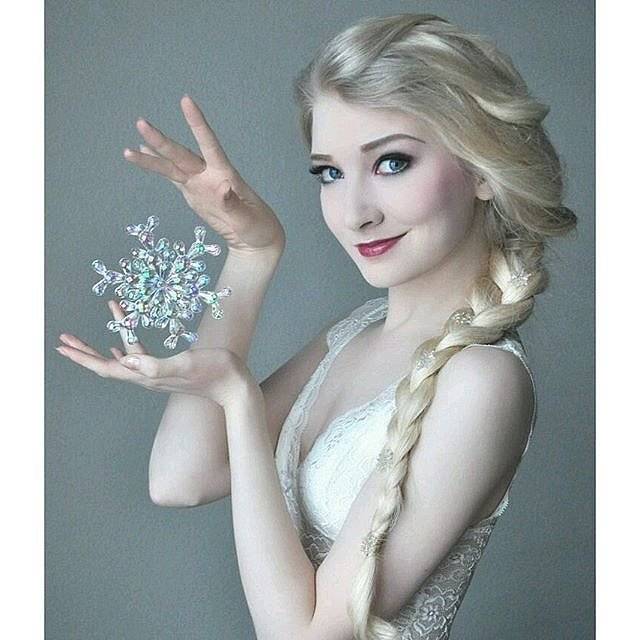 https://image.sistacafe.com/images/uploads/content_image/image/46989/1444924776-Elsa-Frozen.jpg