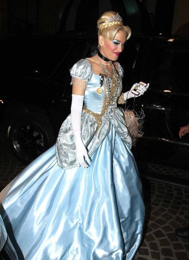 https://image.sistacafe.com/images/uploads/content_image/image/47016/1444929520-Gwen-Stefani-Cinderella.jpg