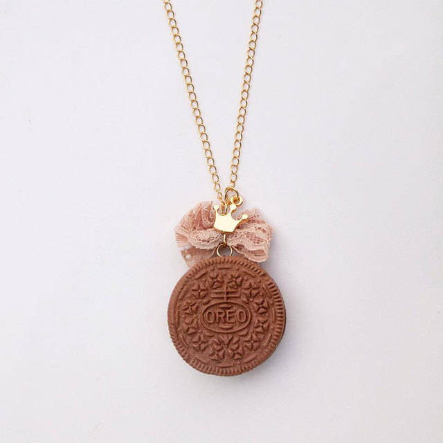 https://image.sistacafe.com/images/uploads/content_image/image/47153/1444969468-Miniature-Food-Jewellery-Made-by-Greek-Designer-Ilianna17__880.jpg