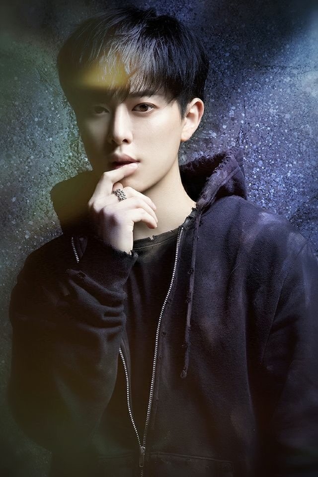 1509511095 kim donghyun kpop boyfriend group musical romeo and juliet