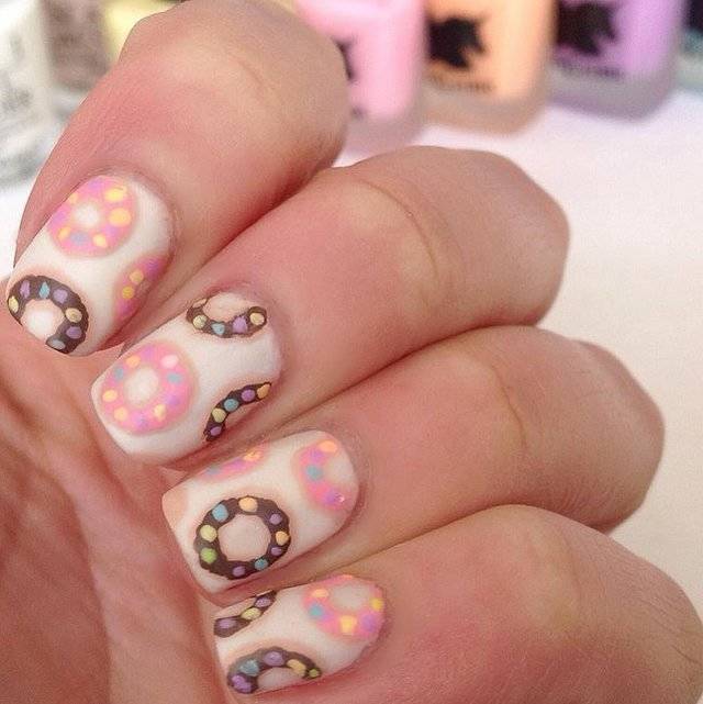 1445087572 dotty doughnuts