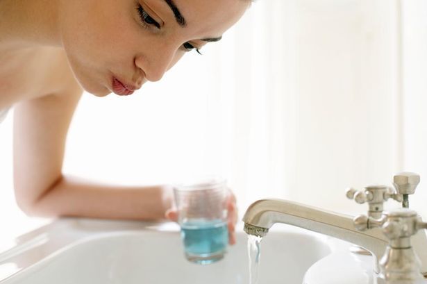 1510027590 mouthwash
