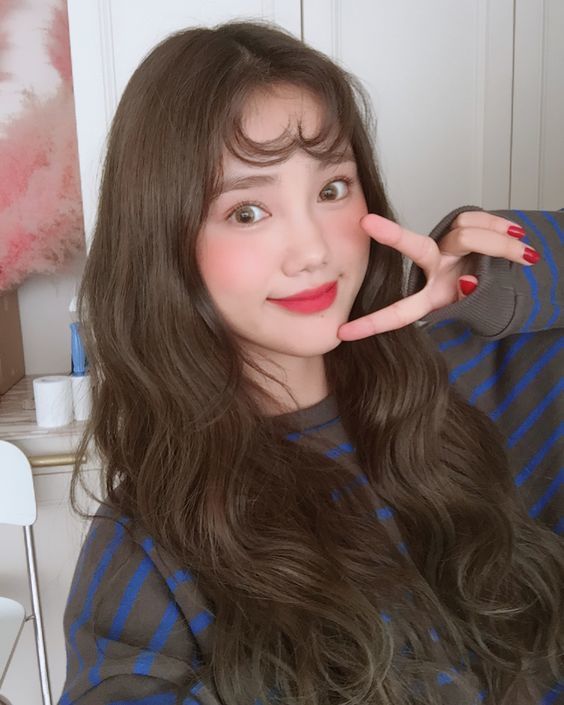 1510601945