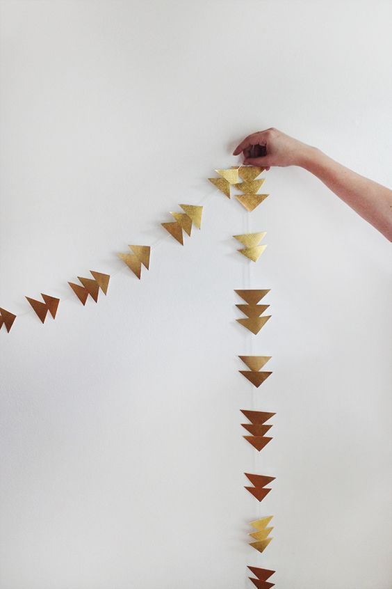 1510722578 diy simple gold triangle garland