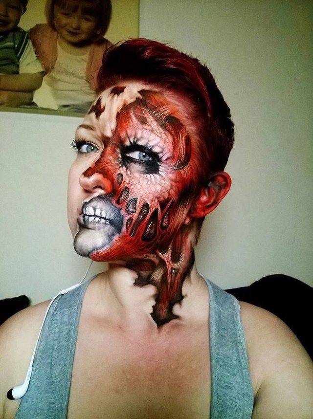 https://image.sistacafe.com/images/uploads/content_image/image/49039/1445483085-Creepy-Halloween-Makeup-By-Nikki-Shelley17__700.jpg