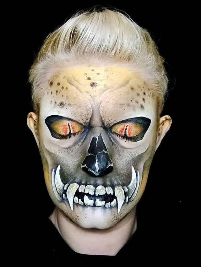 https://image.sistacafe.com/images/uploads/content_image/image/49040/1445483142-Creepy-Halloween-Makeup-By-Nikki-Shelley15__700.jpg