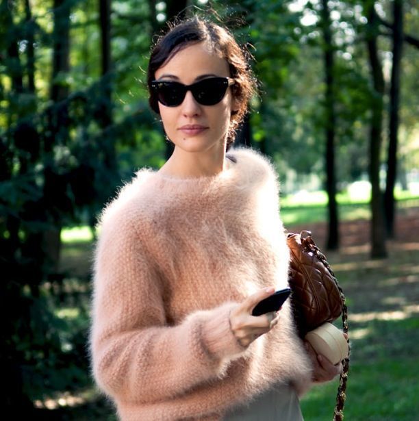 1511098679 b5c2155540e869f7f40b0bafac63c9ee  fluffy sweater angora sweater