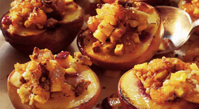 https://image.sistacafe.com/images/uploads/content_image/image/49518/1445510947-diabetic-desserts-baked-almond-stuffed-peaches-rp.jpg