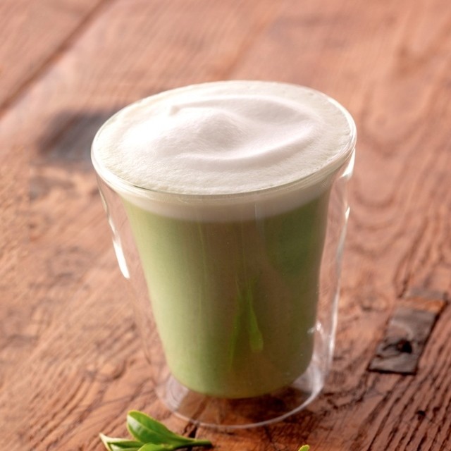1511706384 green tea latte