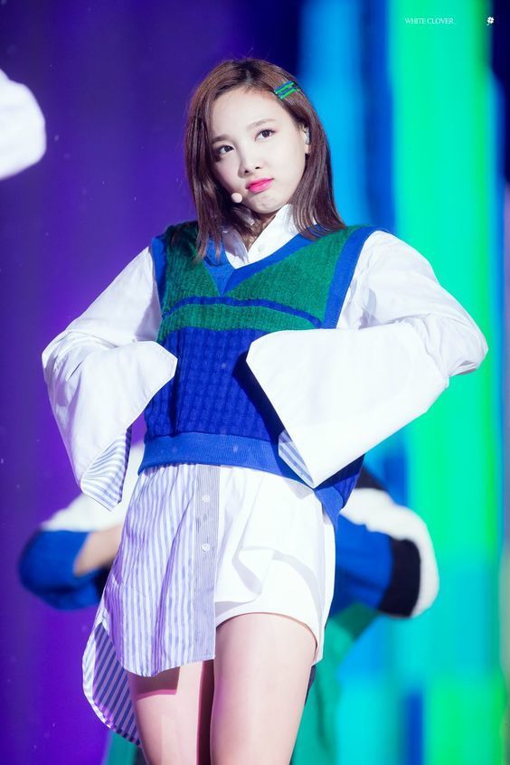 1511840818