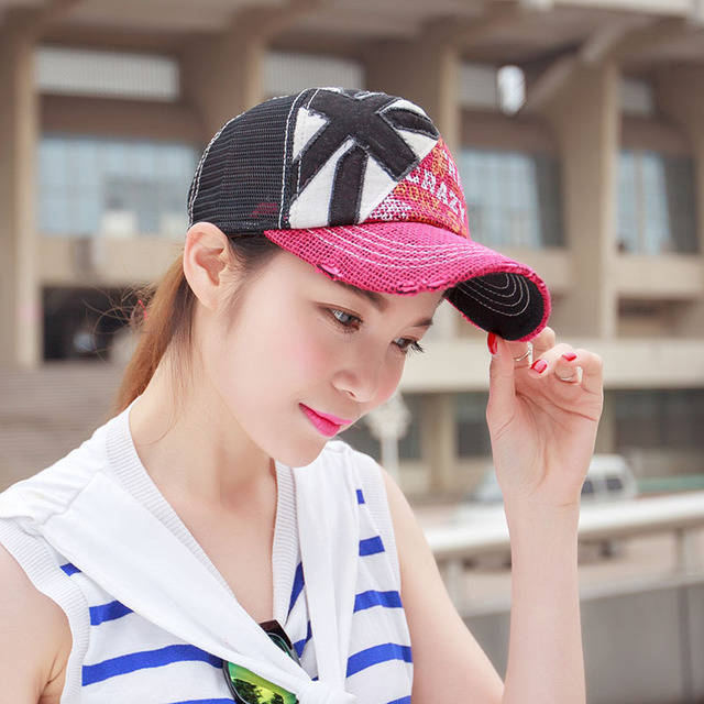 https://image.sistacafe.com/images/uploads/content_image/image/50295/1445838010-Free-Shipping-2015-Ladies-New-Street-Pop-Fashion-Cap-Printing-Letters-Embroidered-Baseball-Cap-Summer-CowBoy.jpg