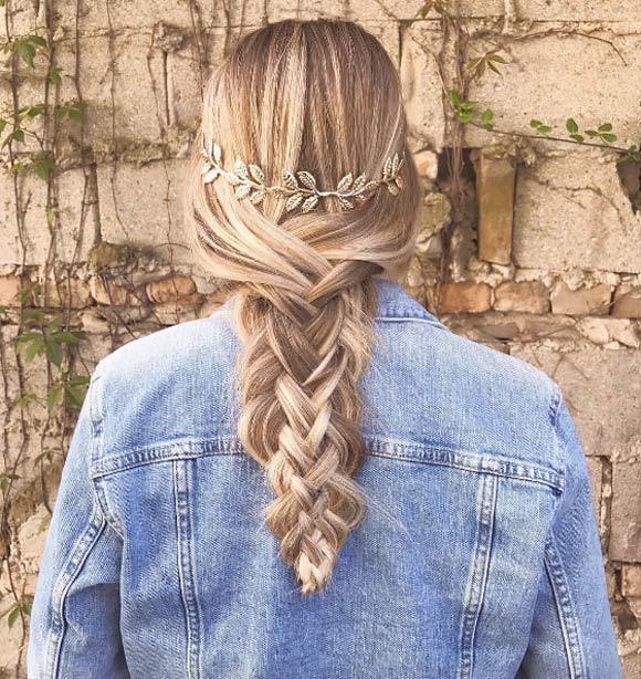 1512278796 167 a braid and a laurel wreath crown