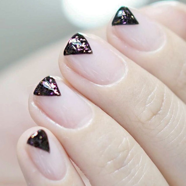 1512381084 simple nail designs for short nails squoval nude base textured triangles
