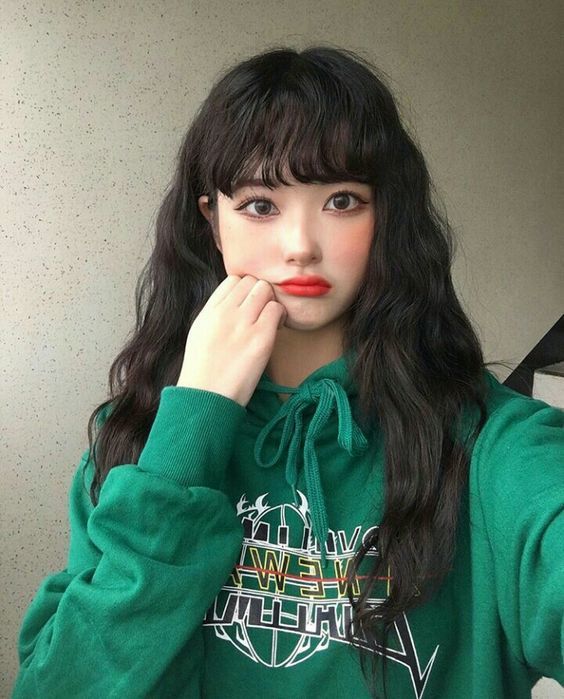 1512572108