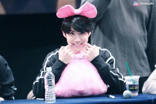 1512726797 yeoone ditto 540x360