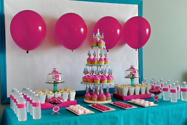1513507143 birthday theme gift ideas