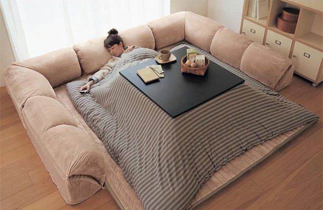 https://image.sistacafe.com/images/uploads/content_image/image/51565/1446084829-kotatsu-japanese-heating-bed-table-31.jpg