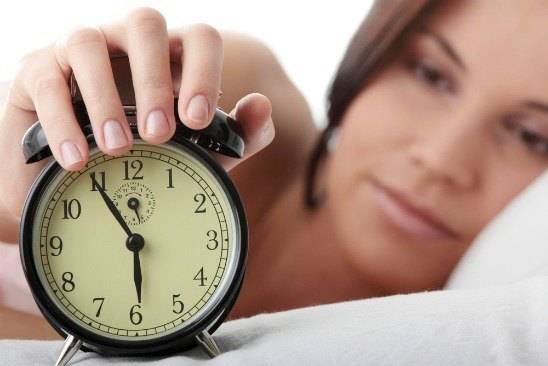 https://image.sistacafe.com/images/uploads/content_image/image/51589/1446088956-boredbug.staging.wpengine_boredbug_wake-up-early.jpg