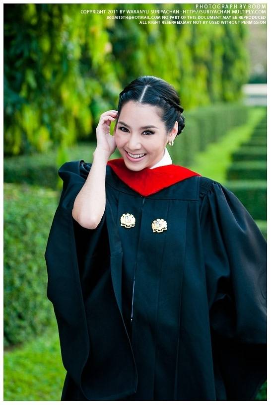 แบบทรงผมรับปริญญา ทรงผมสวยๆของดารา เบเบ้ ธันย์ชนก