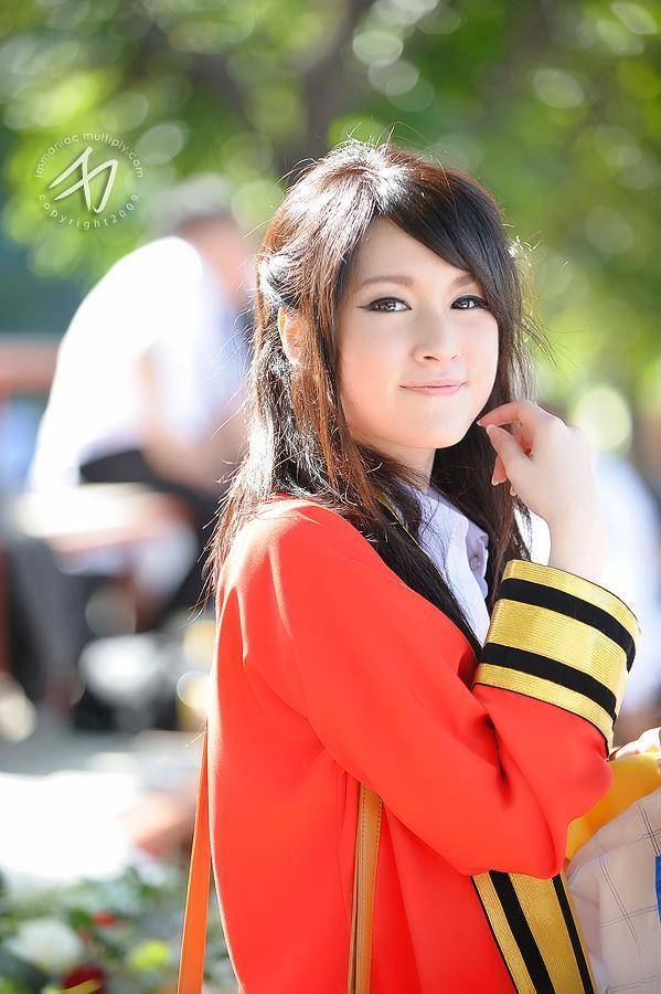 แบบทรงผมรับปริญญา ทรงผมสวยๆของดารา แป้งโกะ จินตนัดดา
