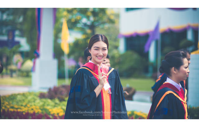 แบบทรงผมรับปริญญา ทรงผมสวยๆของดารา แพนเค้ก เขมนิจ