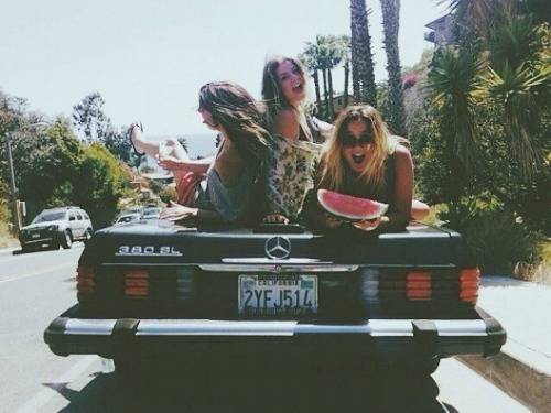 1446363124 tumblr np0rbveswh1smyi27o1 500