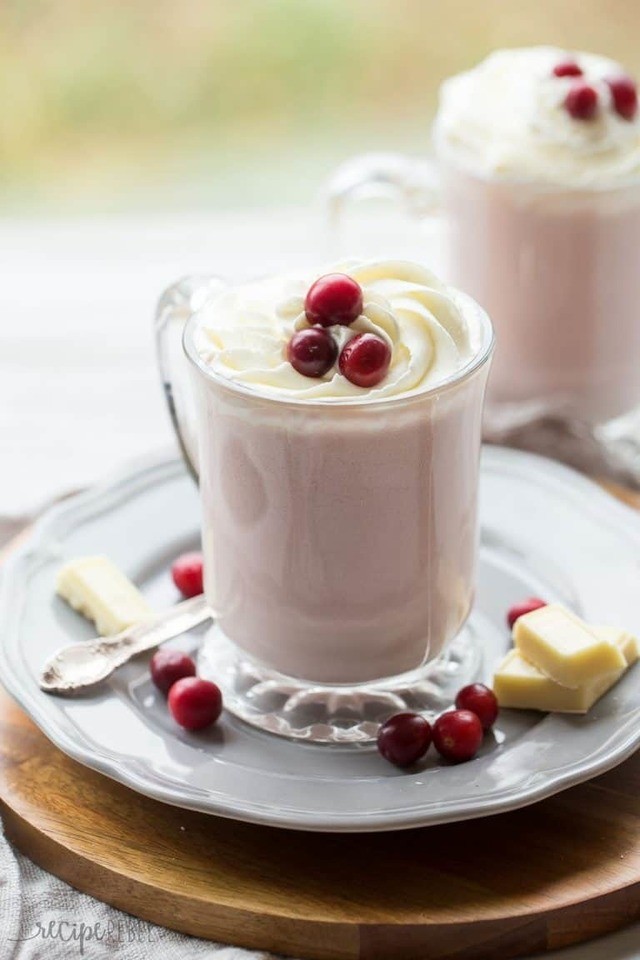 1514991644 slow cooker cranberry white hot chocolate www.thereciperebel.com 3 of 6 768x1152