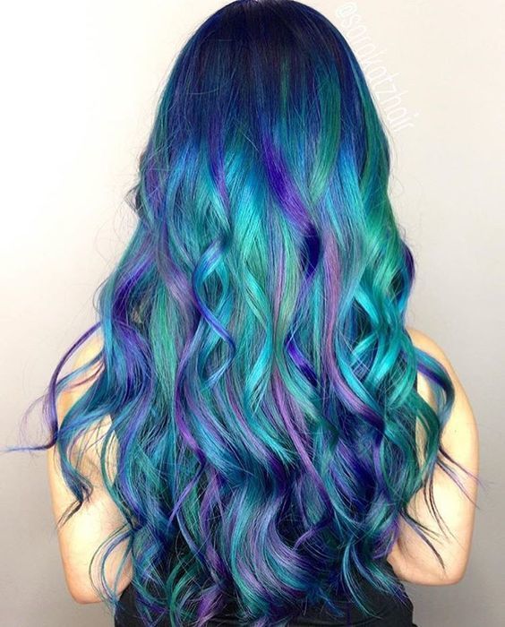 1515063950 06 bold green hair with bold blue balayage