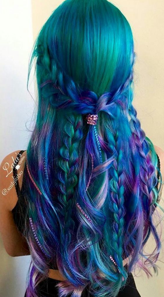 1515064005 08 green hair with purple and blue locks