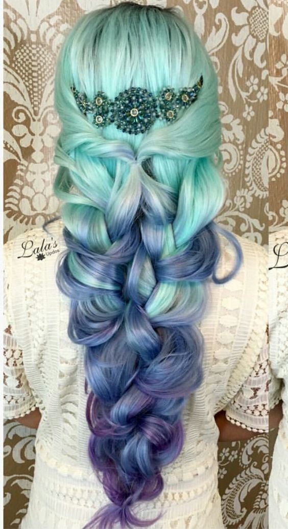 1515064252 17 green blue purple ombre hair shows the traditional sea colors