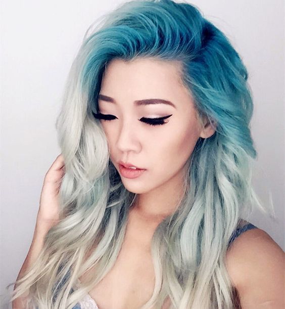 1515064356 21 turquoise roots and white hair look incredible