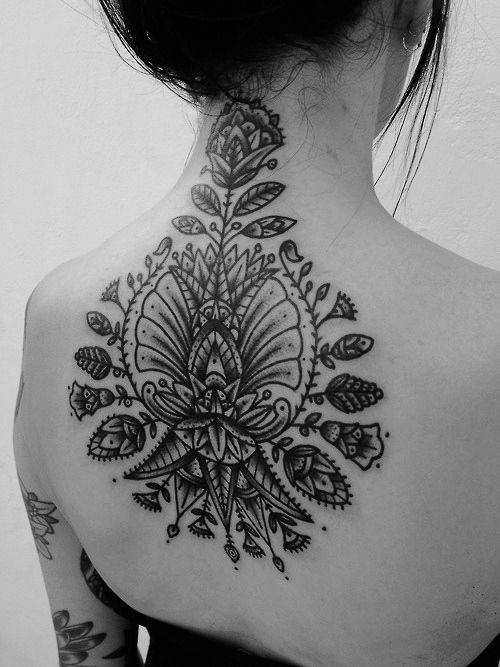 https://image.sistacafe.com/images/uploads/content_image/image/52957/1446522185-back-tattoos-for-women18.jpg