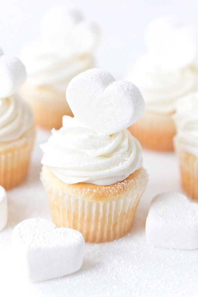 1515992689 marshmallow heart cupcakes
