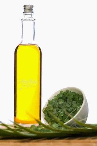 1516027379 moringa oil 003