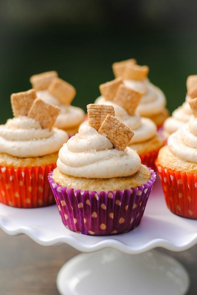1516080927 cinnamon toast crunch cupcakes