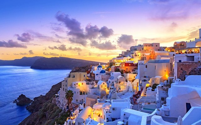 1516301061 santorini island sunset greece greekemirates0917
