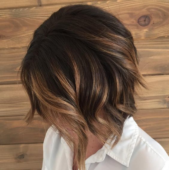 1516763787 09 a caramel brunette balayage bob with dark smudge root looks super chic