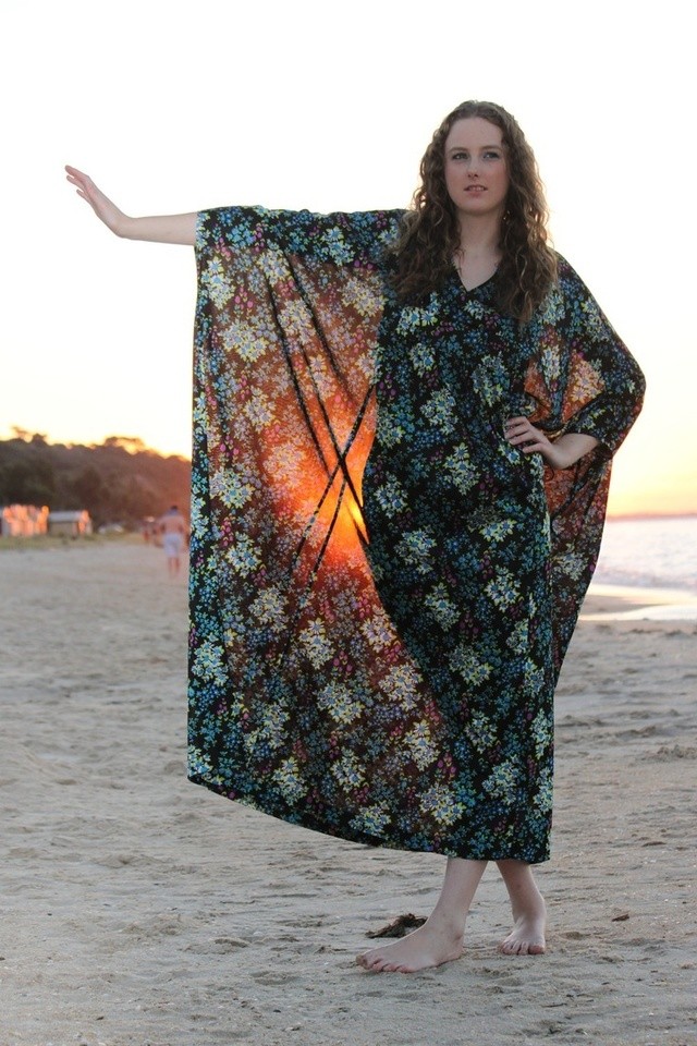 1519282148 floralhippie1