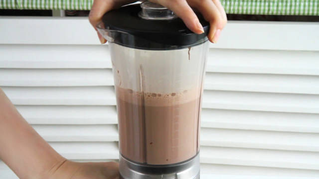 1447920091 nutella popsicle recipe5