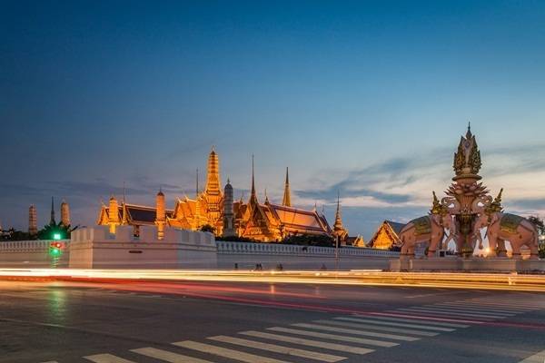 1448113509 travel 20 20 4 