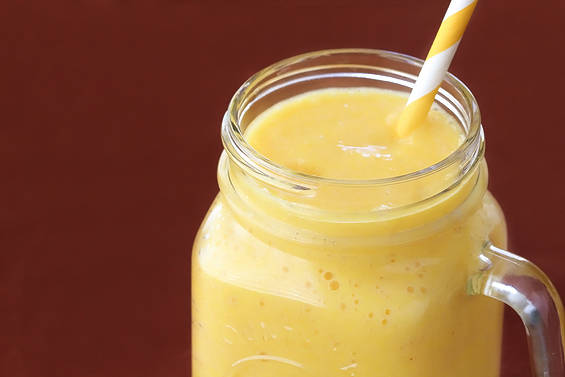 1448167289 pineapple ginger smoothie