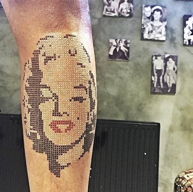 1448212363 seeing marilyn immortalized like awesome